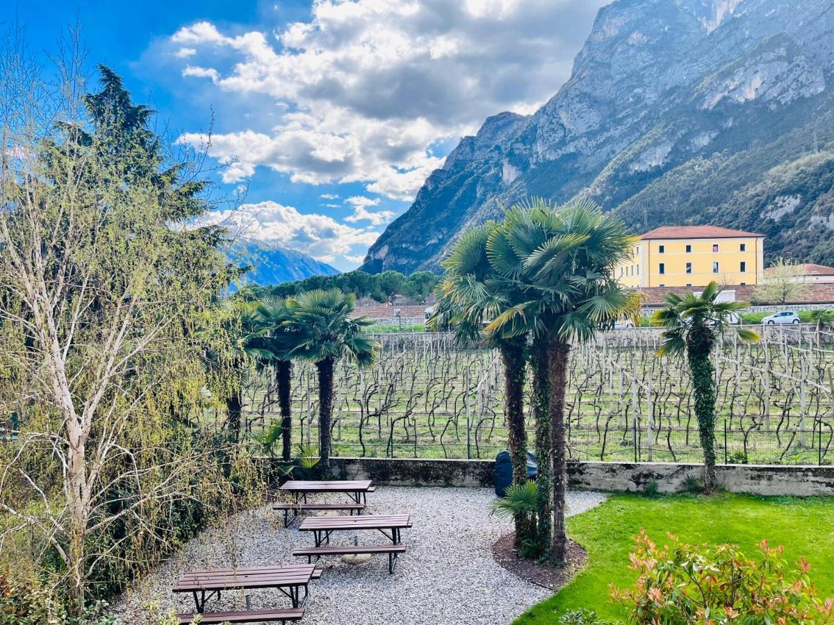 Albola Suite Holiday Apartments Riva del Garda Ngoại thất bức ảnh