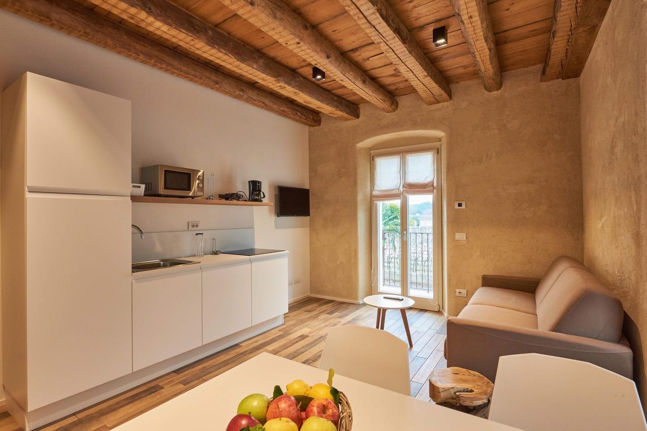 Albola Suite Holiday Apartments Riva del Garda Ngoại thất bức ảnh