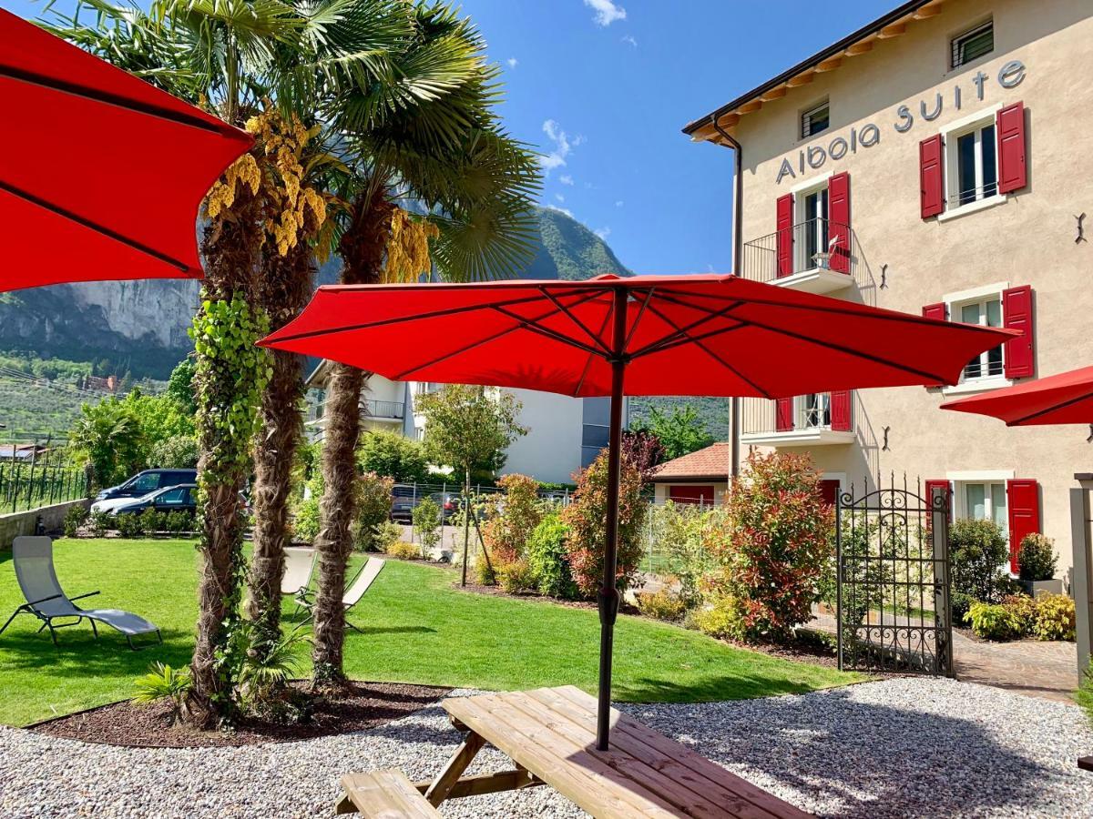 Albola Suite Holiday Apartments Riva del Garda Ngoại thất bức ảnh